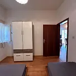 Seafront Apartman Vis