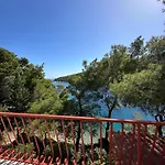 Seafront Apartman Vis